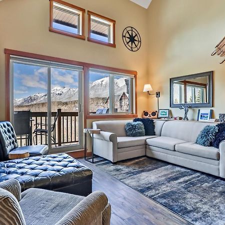 Spectacular Mountain View Corner Unit Pool Hot Tub Park Pass Apartment Canmore Exterior photo