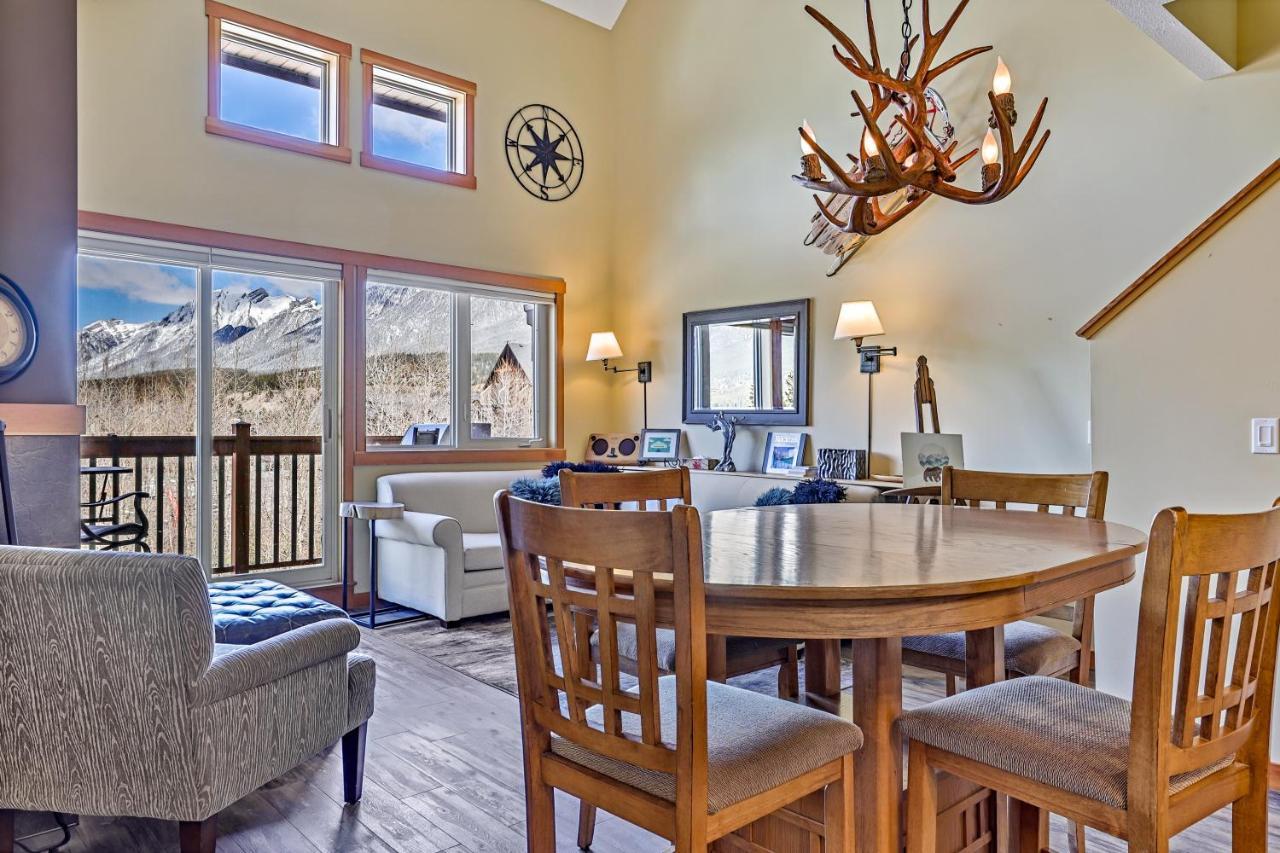 Spectacular Mountain View Corner Unit Pool Hot Tub Park Pass Apartment Canmore Exterior photo